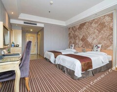 Imperial Crown Holidays Hotel (Quanzhou, China)