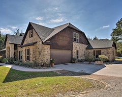 Koko talo/asunto New! Terrell Ranch Home: Outdoor Oasis On 14 Acres (Kaufman, Amerikan Yhdysvallat)