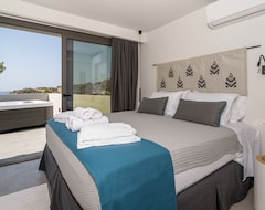 Hotel Pignolia Suites Crete (Ierapetra, Greece)
