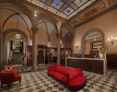 Hotel NH Collection Firenze Porta Rossa (Florencia, Italia)