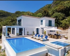 Tüm Ev/Apart Daire Special Offer 3/13 July. £1500 10 Days High Specification Villa 1st Year Only (Doukades, Yunanistan)