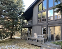 Casa/apartamento entero Sun Valley: Cozy Twin Creek Home en privado Path Ln Cerca Bike (Sun Valley, EE. UU.)