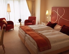 Hotelli Casino 2000 - Adult Guests Only (Mondorf-Les-Bains, Luxembourg)