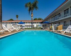 Hotelli Motel 6 Los Angeles-Van Nuys - Sepulveda (North Hills, Amerikan Yhdysvallat)