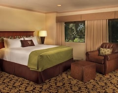 Otel Singing Hills Golf Resort at Sycuan (El Cajon, ABD)