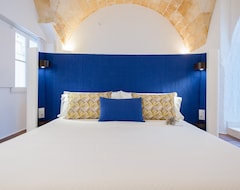 Divina Suites Hotel Singular -Adults Only (Ciutadella, Spain)
