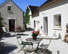 Bed & Breakfast Chambres et table d'hotes, maisonnettes individuelles dans propriete privee (Vézinnes, Frankrig)