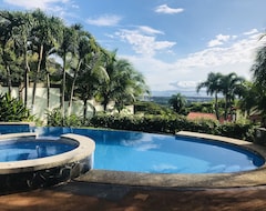 Koko talo/asunto Family Friendly Oasis 75 Minutes From Sjo Airport With View Of Nicoya Bay (Barranca, Costa Rica)
