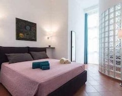 Cijela kuća/apartman Piazza Castle Modern Comfort & Air Cond. Wi-fi 6 Pers. Supercentro (Torino, Italija)