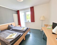 Cijela kuća/apartman Doppelzimmer, Dusche, Wc, Balkon - Green Night (Falkenstein, Njemačka)