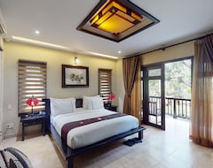 Hotel Lotus Village (Phan Thiet, Vietnam)