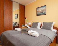 Khách sạn Reymonta Apartments By Renters (Kolobrzeg, Ba Lan)