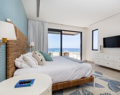 Hotel Best Marina&Pool View Luxe Jr Suite (Studio In Cabo - One Bedroom Apartment, Sleeps 4 (Cabo San Lucas, Mexico)