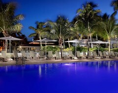 Otel Steps From The Sand! 3 Modern Units, Ocean Views, Pool, Bike Rental, Nightlife (Key West, ABD)
