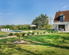 Koko talo/asunto Rocamadour, Beautiful Authentic Home With Large Garden And Private Swimming Pool (Couzou, Ranska)