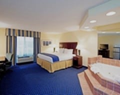 Holiday Inn Express Hotel & Suites Middleboro Raynham, An Ihg Hotel (Middleboro, EE. UU.)