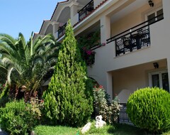 Letsos Hotel & Luxury Suites (Alikanas, Yunanistan)