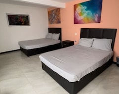 Hotel Las Palapas Cancun (Cancun, Mexico)