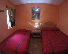 Hotel Encuentro Del Viajero (Panajachel, Guatemala)