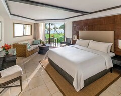 Shangri La's Fijian Resort (Yanuca, Fiji)