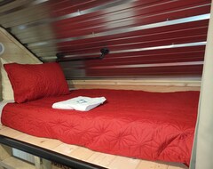 Hotel The Orchard Hostel Private Bunks (Radium Hot Springs, Canada)