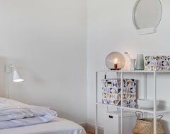 Toàn bộ căn nhà/căn hộ Apartment 2 Bedroom With Lake View (Lundtoft, Đan Mạch)