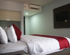Merapi Merbabu Hotels Bekasi (Bekasi, Indonezija)
