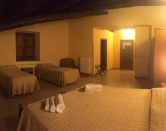 Khách sạn La Locanda Di San Francesco (Viggianello, Ý)