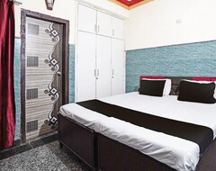 Khách sạn Oyo 4134 Near Kalinga Hospital (Bhubaneswar, Ấn Độ)