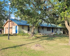 Casa rural Rural Gem! Recently Remodeled And Redecorated 3/2/2 Farmhouse On 24 Acres (Meeker, USA)