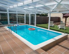 Cijela kuća/apartman Apartamento Con Piscina Privada, 5 Min De Segovia! (Palazuelos de Eresma, Španjolska)