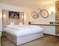 Khách sạn Der Tannenhof - das Radfahrerhotel (Lechaschau, Áo)