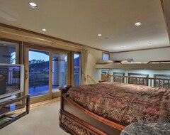 Cijela kuća/apartman Idyllic Luxury Lakeview Villa Near Silicon Valley (Morgan Hill, Sjedinjene Američke Države)