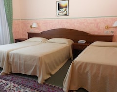 Al Ponte Hotel (Gradisca d'Isonzo, İtalya)