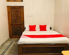 Khách sạn Geetanjali Resort (Uttarakashi, Ấn Độ)