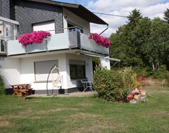 Toàn bộ căn nhà/căn hộ Guesthouse Pomerlan - 8-bed Apartment (Lirstal, Đức)