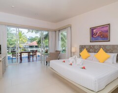 Khách sạn The Briza Beach Resort Khao Lak (Phang Nga, Thái Lan)
