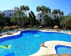 Hele huset/lejligheden Spacious 2 Bedroom Apartment, Great Pool, 150m From Beach, Part Of Alanda Club (Marbella, Spanien)