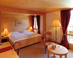 Khách sạn Hotel Alpenrose (Wengen, Thụy Sỹ)