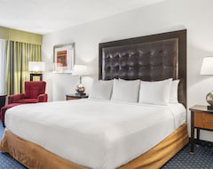 Thousand Hills Resort Hotel (Branson, ABD)