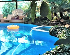 Hele huset/lejligheden Private Suite In Resort Estate: Pool/spa/tennis/billiards/fireplace/sauna/cellar (Sutton Forest, Australien)