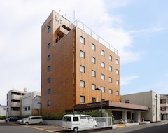 Hotelli OYO Hotel Active Nobeoka (Nobeoka, Japani)