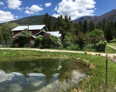 Toàn bộ căn nhà/căn hộ Secluded Outdoorsmans Paradise: Rocky Mountain Luxury Log Cabin Home (Eureka, Hoa Kỳ)