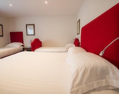 Hotel The Skye Inn (Portree, United Kingdom)