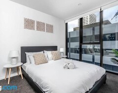 Entire House / Apartment Modern City Escape - Phillip Act (Canberra, Australia)