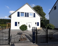 Koko talo/asunto Country House On The Saar (Saarburg, Saksa)