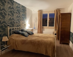 Cijela kuća/apartman Charming House In The Baronies Provençal (L'Epine, Francuska)
