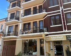 Hotel Otel Golden Fish (Batumi, Georgien)