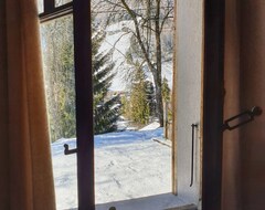 Toàn bộ căn nhà/căn hộ Chalet Jamoo, Authentic Renovated Farmhouse, Surrounded By Nature, In The Heart Of Aravis (Entremont, Pháp)