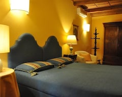 Hotel Piazza Nova Guest House (Ferrara, Italy)